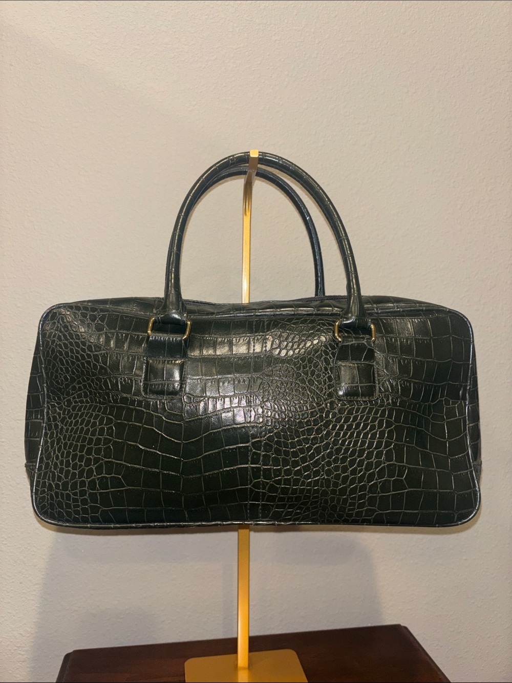 Estee Lauder Dark Green Croc-Embossed Makeup Pouch NWOT